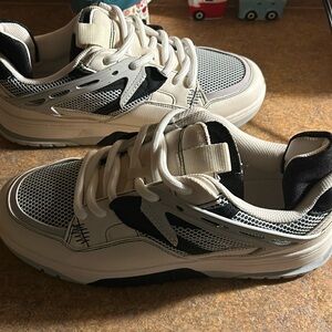 BRAND NEW WITH TAGS ZARA MENS SNEAKERS